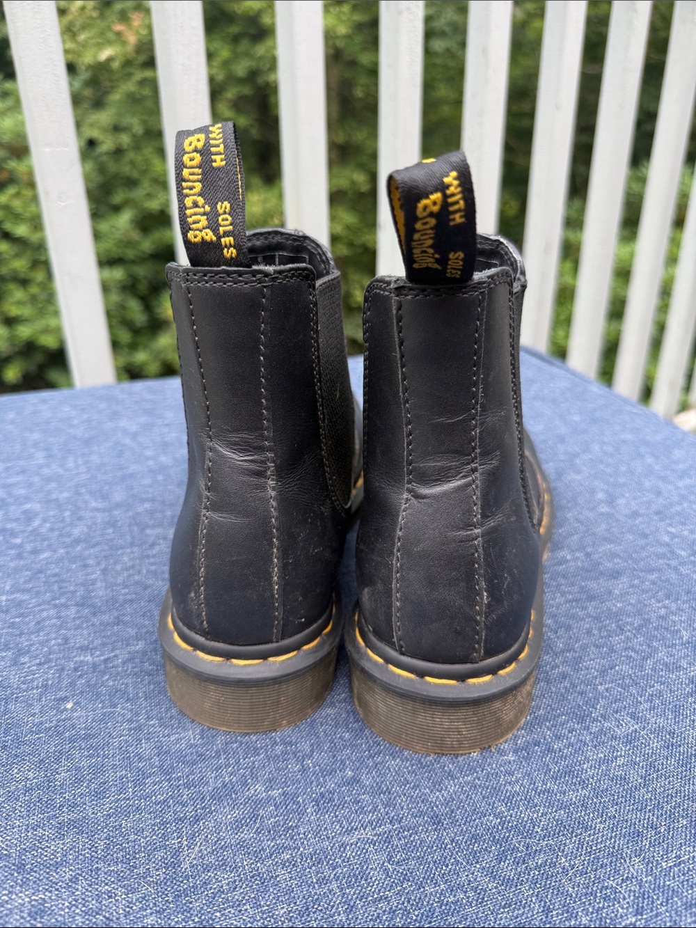 Dr. Martens AirWair Black Chunky Chelsea Ankle Boots Sz 8 - Picture 2 of 10